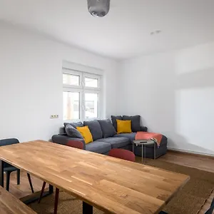  Apartment Ruhig Hell Wohnen Im Gruenen In Koepenick Fuesslaeufig Zum Wasser 25min Bis Flughafen Deutschland