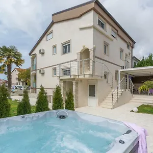  Apartment Stephany Kroatien